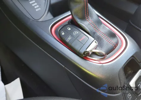 2020 Jeep Compass Trailhawk 4X4 from USA, damaged, VIN 3C4NJDDB9LT111997